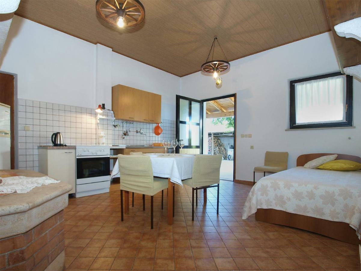 Apartments Boris 1965 بولا المظهر الخارجي الصورة