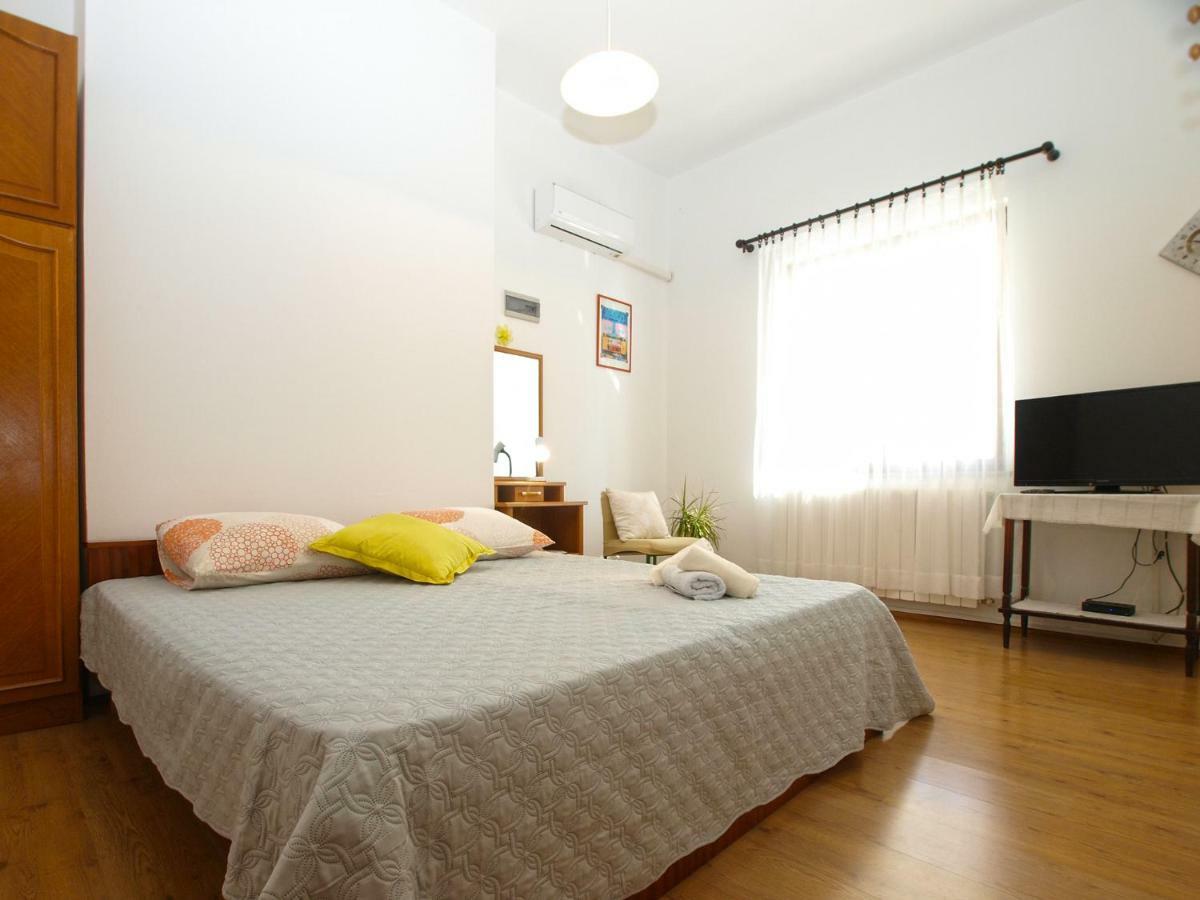 Apartments Boris 1965 بولا المظهر الخارجي الصورة